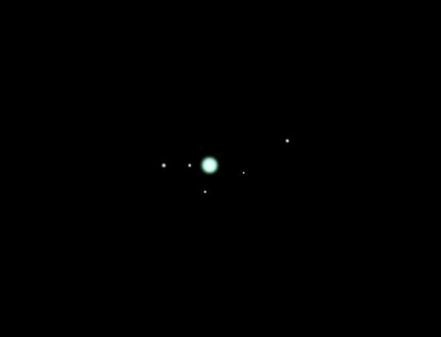031012 Uranus_MoonsStudio9_1