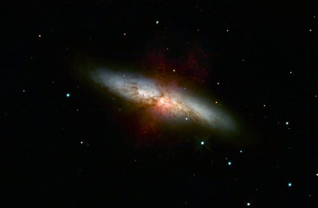 M82 Color
